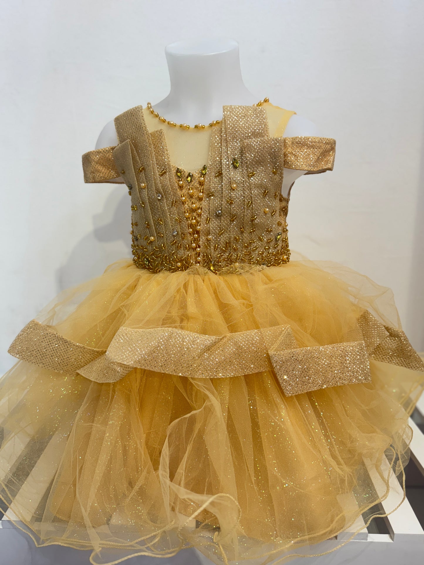 Robe 1100